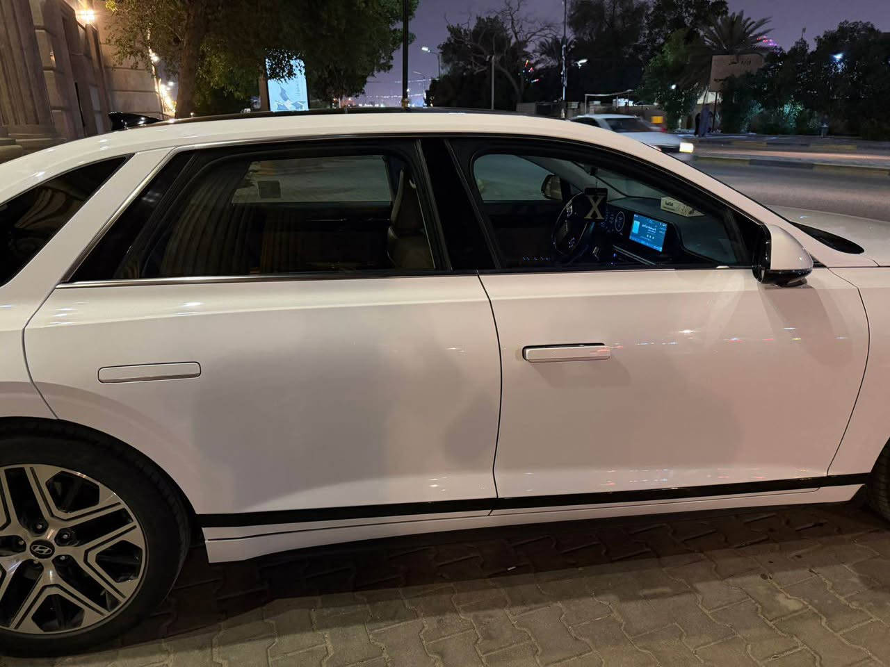 وارد خليجي كفاله عامه ماشيه 32الف موصفاته معروفه كامرات 360 وفتحه سقف وأعلى موصفات رقم أربيل 
السعر 285 ورقه مجال قليل موديل 2024
*********** البصرة, العراق
