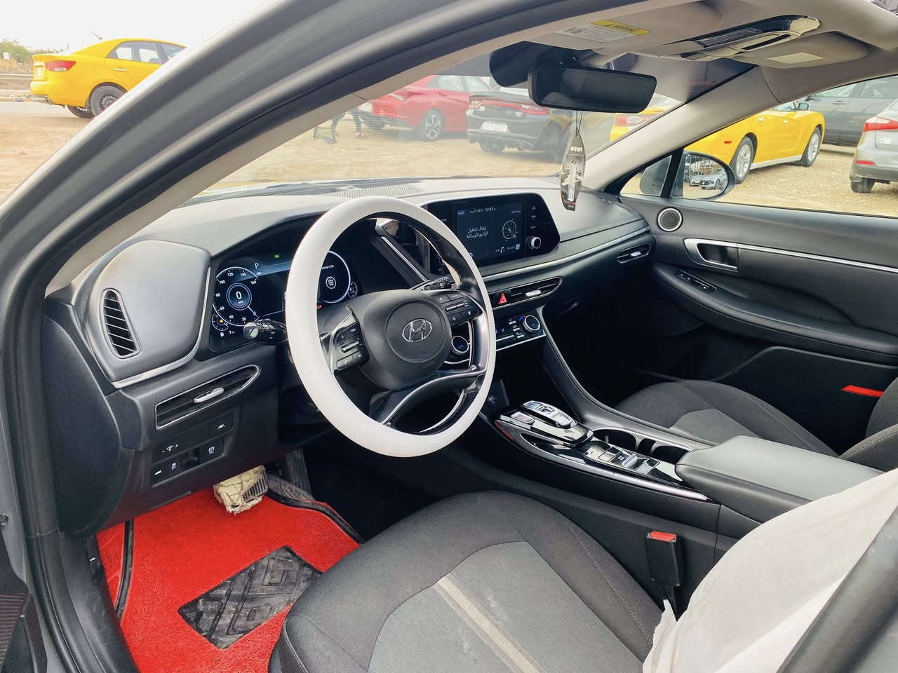 #يالله هـونداي سوناتا موديل 2021 
مرقم حره بغداد بسمي تحويل مباشر 
الضرر تبديل قبق جنطه ورش جاملغ 
خلفي وبارد حافت البنيد بدون ارباك 
بدون دواخل شاصي ولغد كفاله حجر 
بيه رادار كفاله فول موصفات بصمه 
فتحه عداد اكتروني تبريد قطعتين
 مكينه 2500 وباقي الموصفات وأضحه 
الـسعر 173$ مـوجوده المثني الرميثيه 
تـفاصيل واتـساب (***********)
