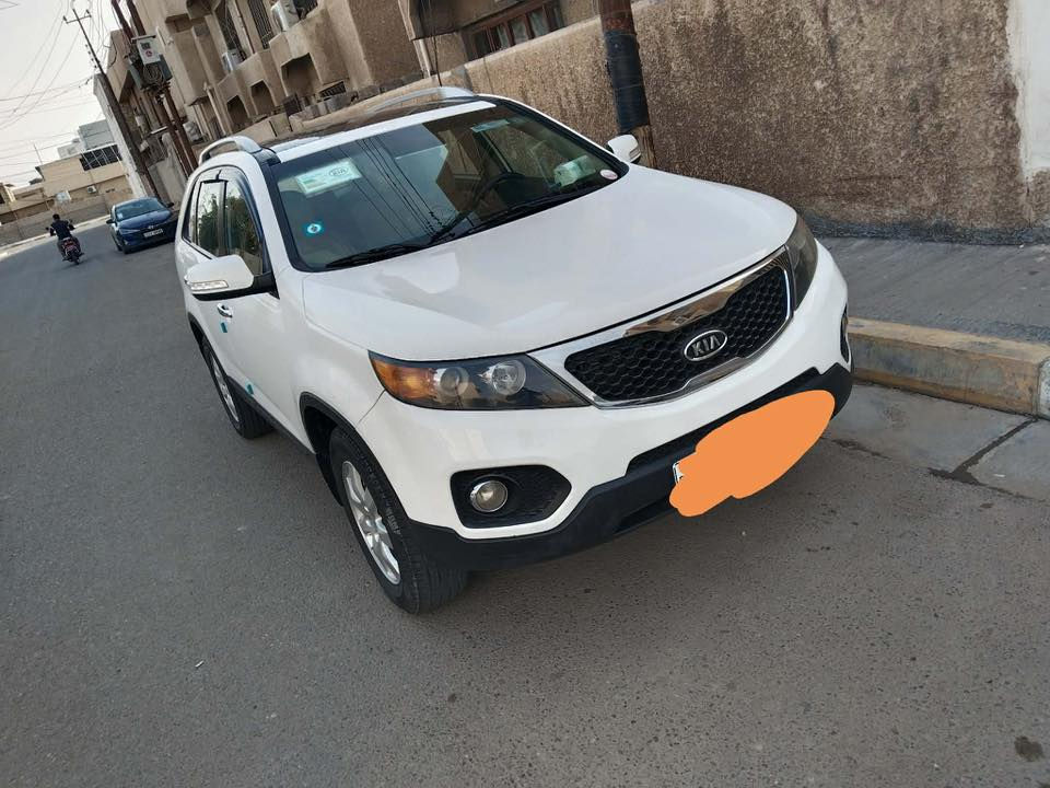 سورنتو ١٢خليجي فول سيارة مري شفط  جاهزة رقم بغداد اسمي تحويل ثاني شرط اكاتبك عقد مروري يوم سيارة محرك مجفت قبل شهرين محرك ٢٤٠٠ فول قطعتين تبريد كلشي واضح بالسونار سيارة مال جناي مكاني فلوجةالسعر ١٤٥مجال بسيط
***********
