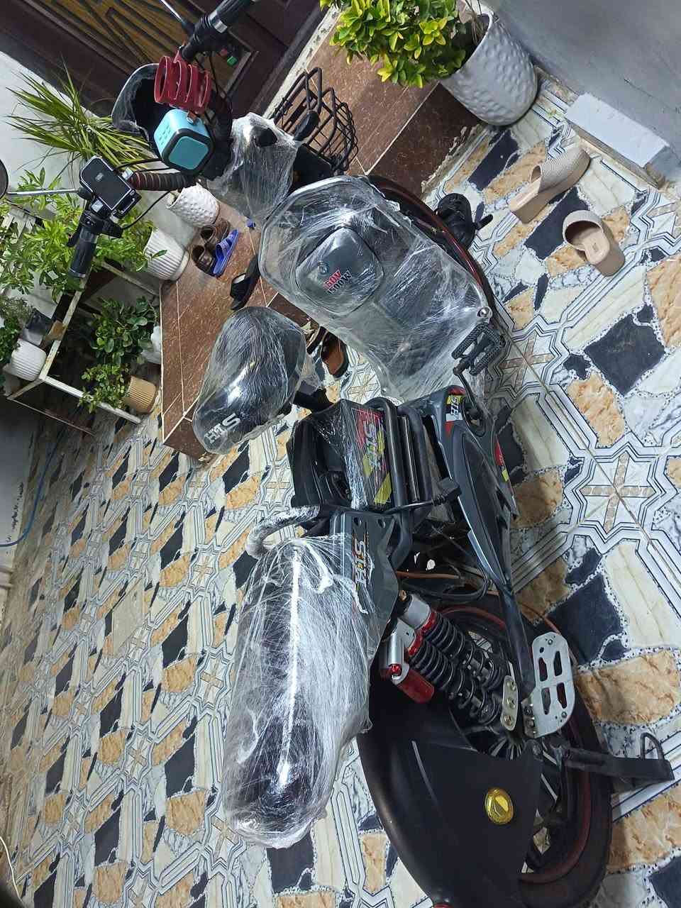 دراجه شحن شركه HIS ملف 1500 5 بطاريات بس مكان السلف عطلان 4 گير سعره 360 بي مجال عنوان كركوك رقم المبايل ***********

