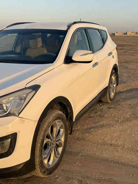 سنتافي ٢٠١٣ رقم أربيل باسمي هزه جديده
سنويه جديده   محرك ٢٤٠٠ 
مصبوغ عام 
تحكم إستيرن  
كأمره. شاشه 
مري شفط إشاره بالمري 
ترحيب  دخول ذكي 
صدر جديد كهربائيات كلها شغاله 
السعر  ١١٥ وبيهامجال😌***********
***********
