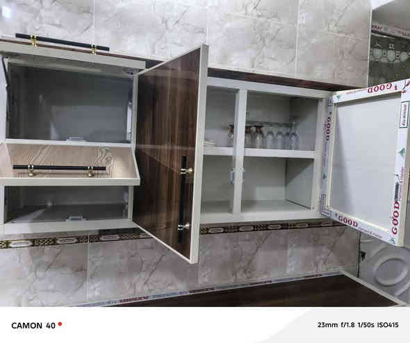 يالله سلام عليكم كاونتر للبيع جديد ممستخدم شي قليل بعدة جديد ستعمال شهر 3 قطع كاونتر ولملحق مترين والسنك متر تفصال  السعر 375 وبي مجال بصيط مكاني بعقوبه بهرز للتواصل الاستفسار ع رقم *********** تصال او واتساب متواجد
