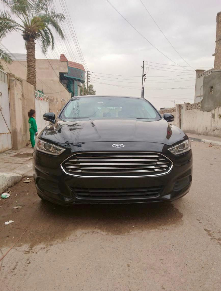 سلام عليكم سيارة فورد للبيع بس باب السياره زيرو 
رقم بصره وسنويه وكلشي باسمي 
رقم الهاتف :***********
السعر شده وبيها مجال
