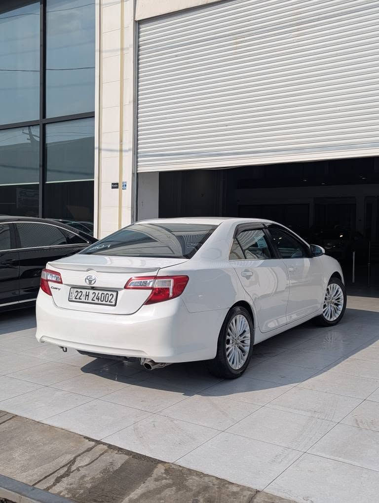 کامری خلیجی
مواسفات GL
دو بست سبوغی هەیە
جەمپێکی پشتەوەی هەیە
سێ بۆ چوار جێ بچوک تعدیلە
ماوەی رۆشتن 230 هەزار
سەنەوی نویە
ڕەقەم و ژینگەی نویە
بەناوکردن بەشەرت
مەکینە چوار پستۆن
کراوتەوە 
شۆین هەولێر
***********
*********** أربيل, العراق
