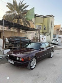 بي ام ٥٢٥i • ١٩٩٢ • اوتماتيك