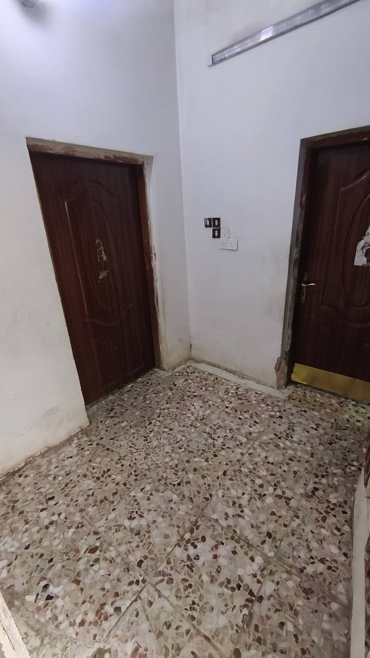 بيت للبيع نهروان الستالاف قرب مدارس العداديه والابتدائيه
البيت طابو صرف 200 بي 4 قرف ثنين فوك وثنين جوه + مطبخ حمام داخلي صحيات خارجيه بصف الركن سعر تصل ***********
