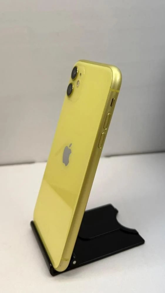 11 عادي كله بلاد شرط بطاريه 76 ذاكره64 جديد سعر 275 مراوس حسب القناعه بي مجال شي بسيط مكاني شارع عبد الرحمان رقم ***********
