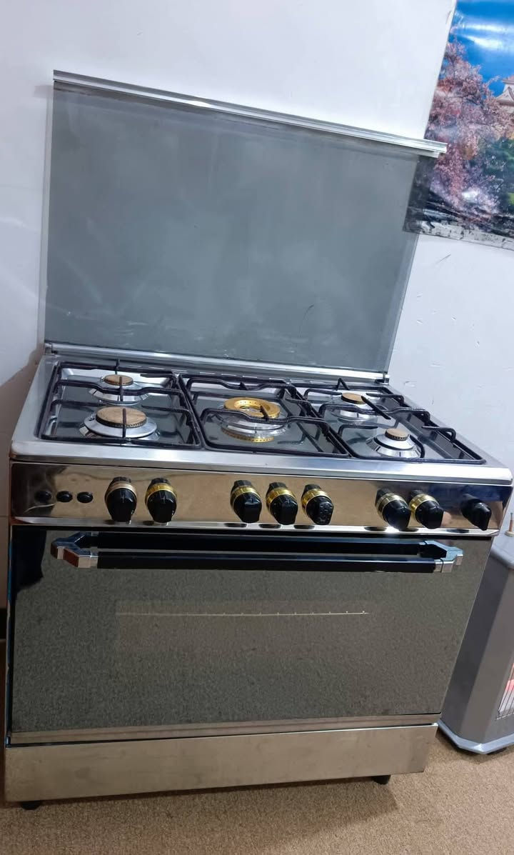 السلام عليكم
يالله اللهم صلي على محمد وآل محمد 
 طباخات للبيع :
_طباخ ايطالي باب اول  نضافه فول بمعنى الكلمة 
_طباخ فريش عدد (٢) نضافه فول
كريازي عدد (٢)نضافه بمعنى الكلمة

 _للاستفسار /مراسله خاص او اتصال على 
الرقم/***********
