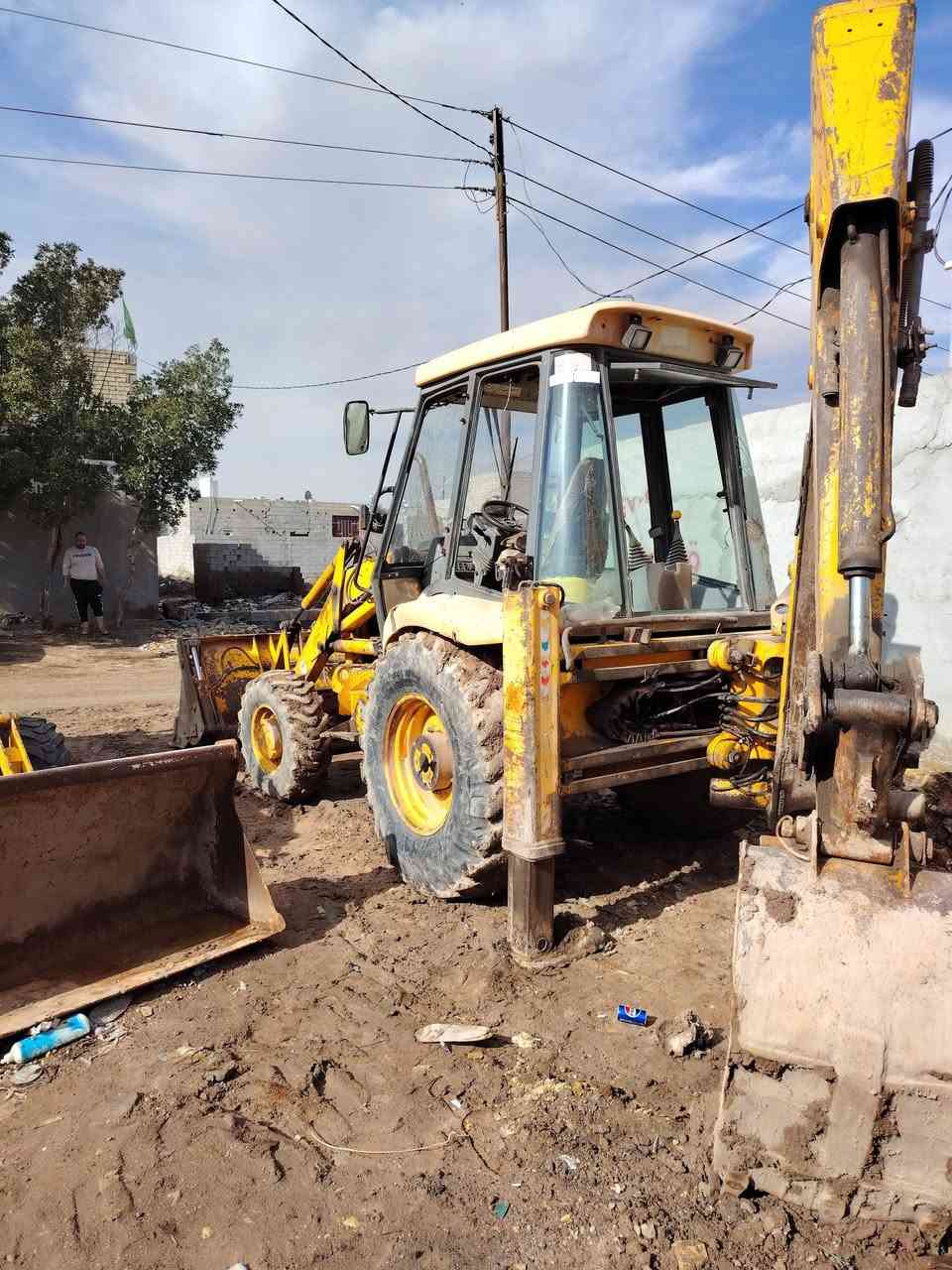 للبيع جي سي بي 94
محرك يبخر كير مجفت جديد مكفول اكسلات مكفوله مضخه ضعيفه
مكينه بدون ***********
السعر 55 ورقة
