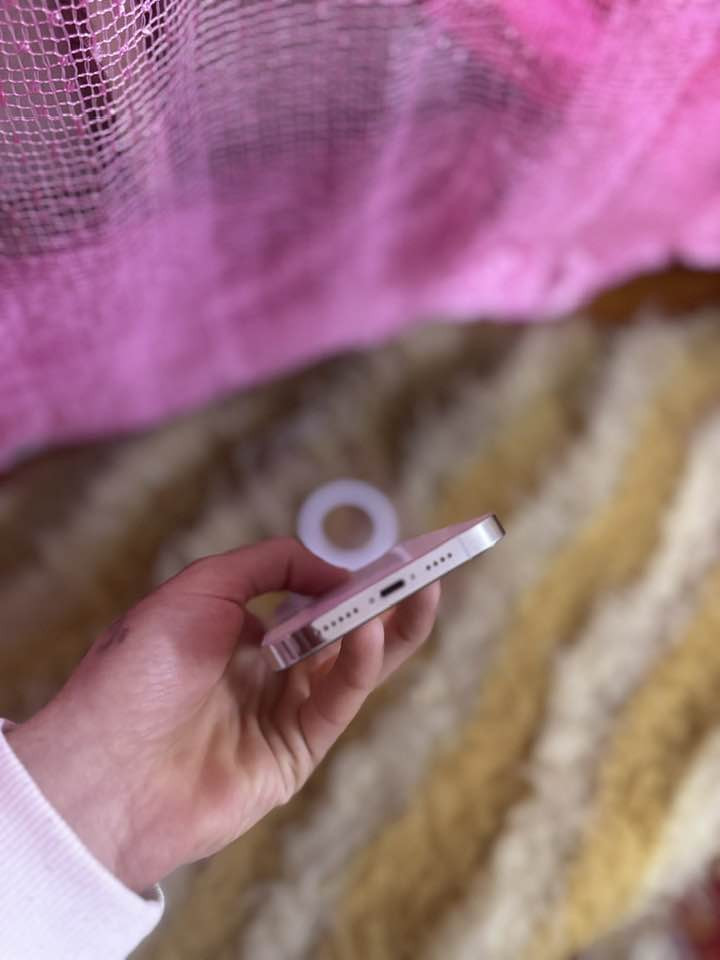 آيفون 13 BRO MAX
ذاكرة 256 GB
بطارية 🔋86 بلادي 
نموذج MA 
ويا 3 كفرات 
جهاز وتر بروف مكفول كفالة عامة 
للبيع بسعر 675 وبي مجال حك جية


**إذا كنت صاحب هذا الإعلان وتريد حذفه لأي سبب، رجاءا أرسل رسالة إلى الدعم الفني**