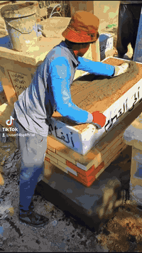 #ضمان العمل 5 سنوات / بسعار مناسبة
  يكمل القبر وانستلم المبلغ/ بدون عربون😱
للاستفسار وحجز ***********وتساب
  العنوان النجف مقبرة وادي اسلام 
        قرب مرقد الشهيد السيد محمد محمد صادق معمل بركات الصدرين 🤝
