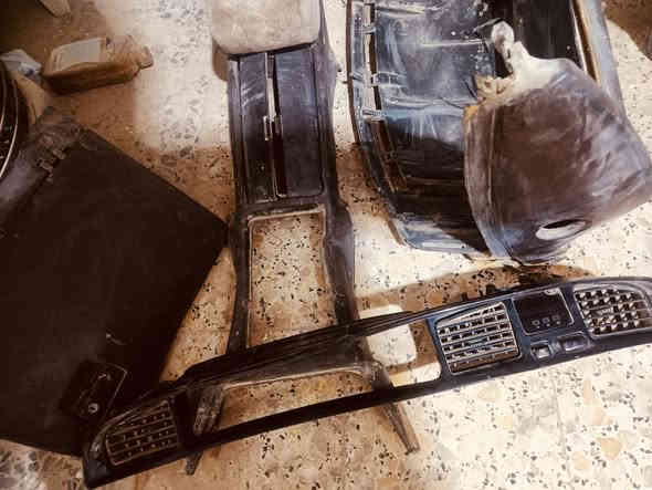 دشبول بطه للبيع كامل بس عوزه شويه بس تغليف وصبغ فقط حتى السمجه مالته بلاديه السعر 150 الف وبي مجال ***********
