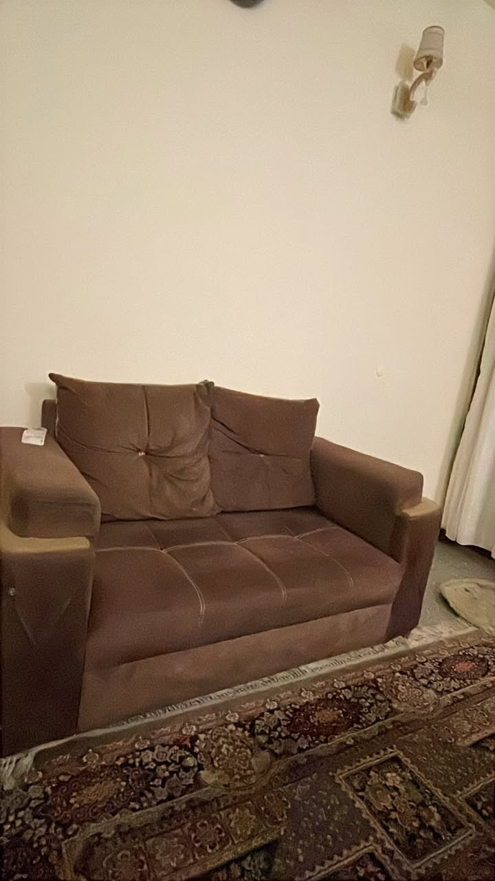 تخم ١٠ مقاعد جوزي ٣٠٠ وبي مجال وتدللون التواصل ماسنجر


**إذا كنت صاحب هذا الإعلان وتريد حذفه لأي سبب، رجاءا أرسل رسالة إلى الدعم الفني**