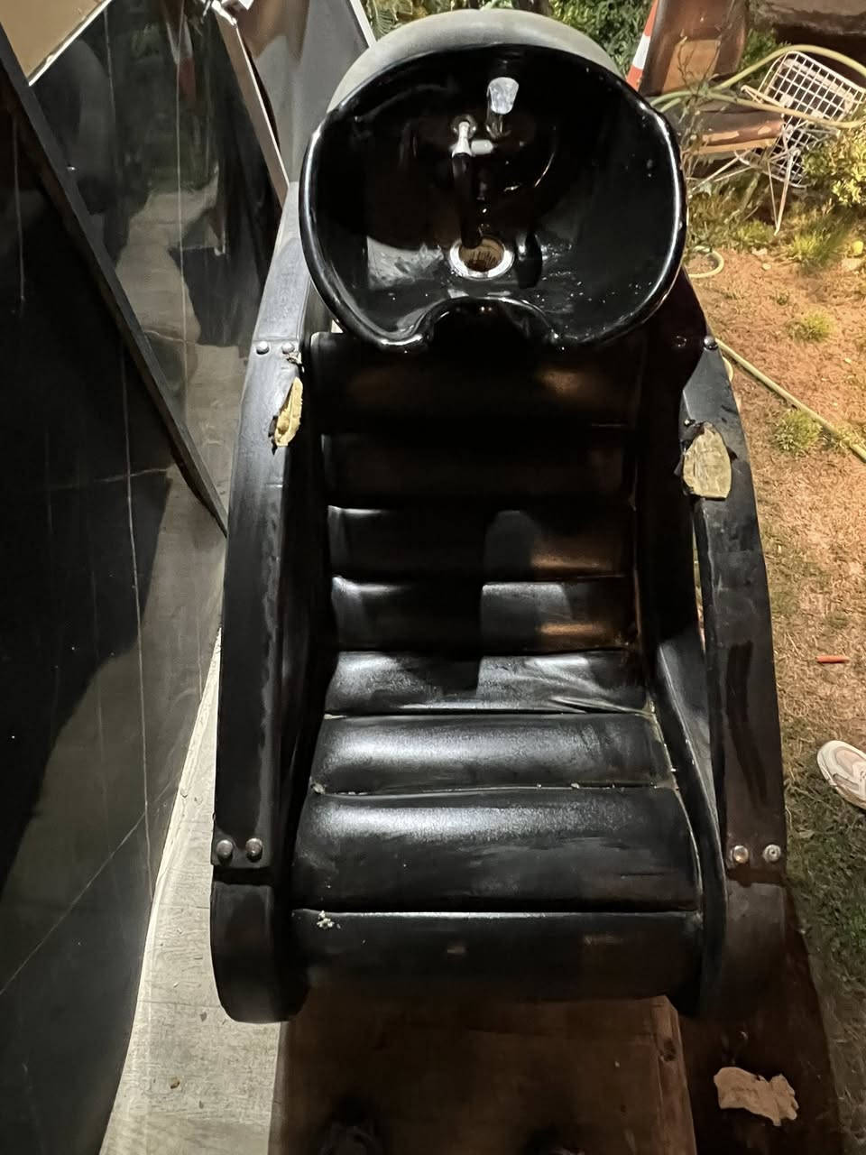 مغسله للبيع كرسي حلاقه للبيع *********** العنوان اليرموك
