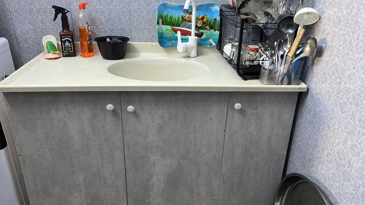 كاونتر تركي اشدي اف تركي 3قطع على متر ونص آخو جديد كربلاء الحر *********** سعر 395 الف كربلاء, العراق
