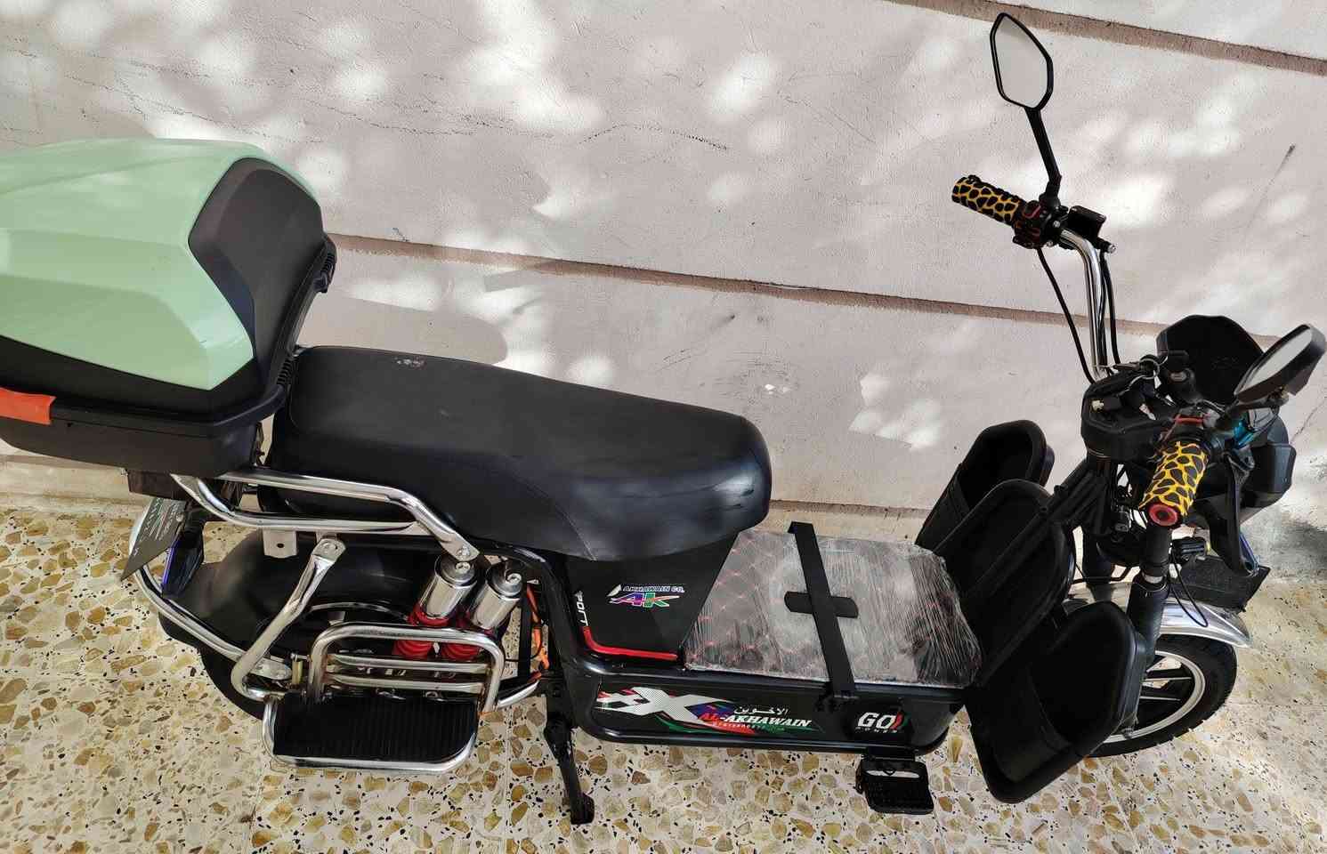 موطور شحن جبلي الأخوين موديل 2024 نضافه فول 5بطاريات جدد قبل ١٠ ايام شادهن ٣٢ امبير نضام بك دبل اشاره دبل اسويج نضافه انضف من الصور ما ناقصه كلشي السعر 525 وبي مجال قليل حك الجيه
***********
***********
