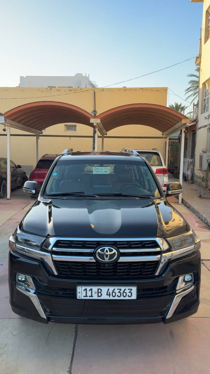 لاندكروز للبيع 2009محدث 2021
محدث داخل وخارج (تحديث جديد) 
4000مكينة V6 
ماشية 260 الف حقيقي 
فتحة سقف 
ويل 21 مع تخم تاير جديد
صبغ حزام بدون تكم وقمارة 
بدون حادث 
رقم بغداد سنوية مجدد لل2027
السعر 280 مع مجال بسيط 
مكاني الديوانية 
للاستفسار 
***********
