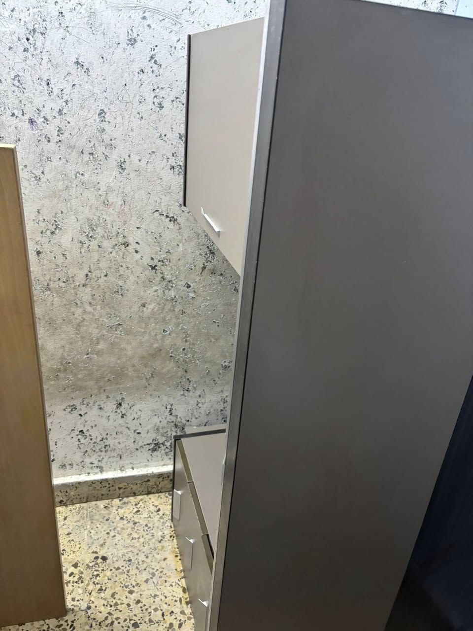 البيع كرسي ميز مكتبي عدد 2 وسارية علم


**إذا كنت صاحب هذا الإعلان وتريد حذفه لأي سبب، رجاءا أرسل رسالة إلى الدعم الفني**