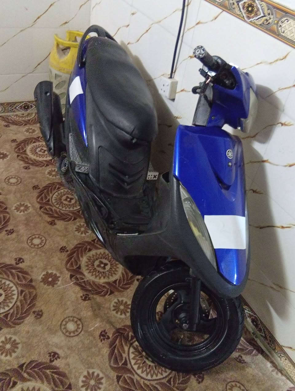 سلام عليكم  ماكس عدله مفتوحه والفات 50 بلاد  دراجه شلعه ومعدل شك العاع  كهربيات كله شغاله من طوال الطول نكره سلف  سكنات بك لايت قغل جنطه كله شغال  دراجه مكينه حلوه وناعمه مال جناي دراجه  مكان ناصريه مركز  تفاصيل اكثر خاص وقمي تصل وتدالل***********
