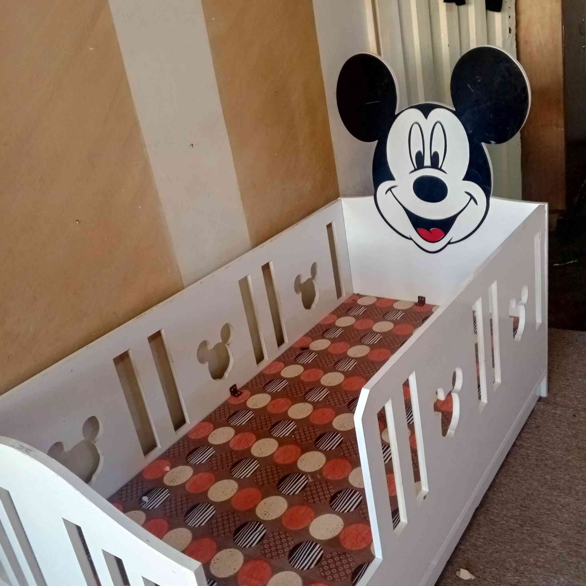 جرباية طفل اللبيع
***********
