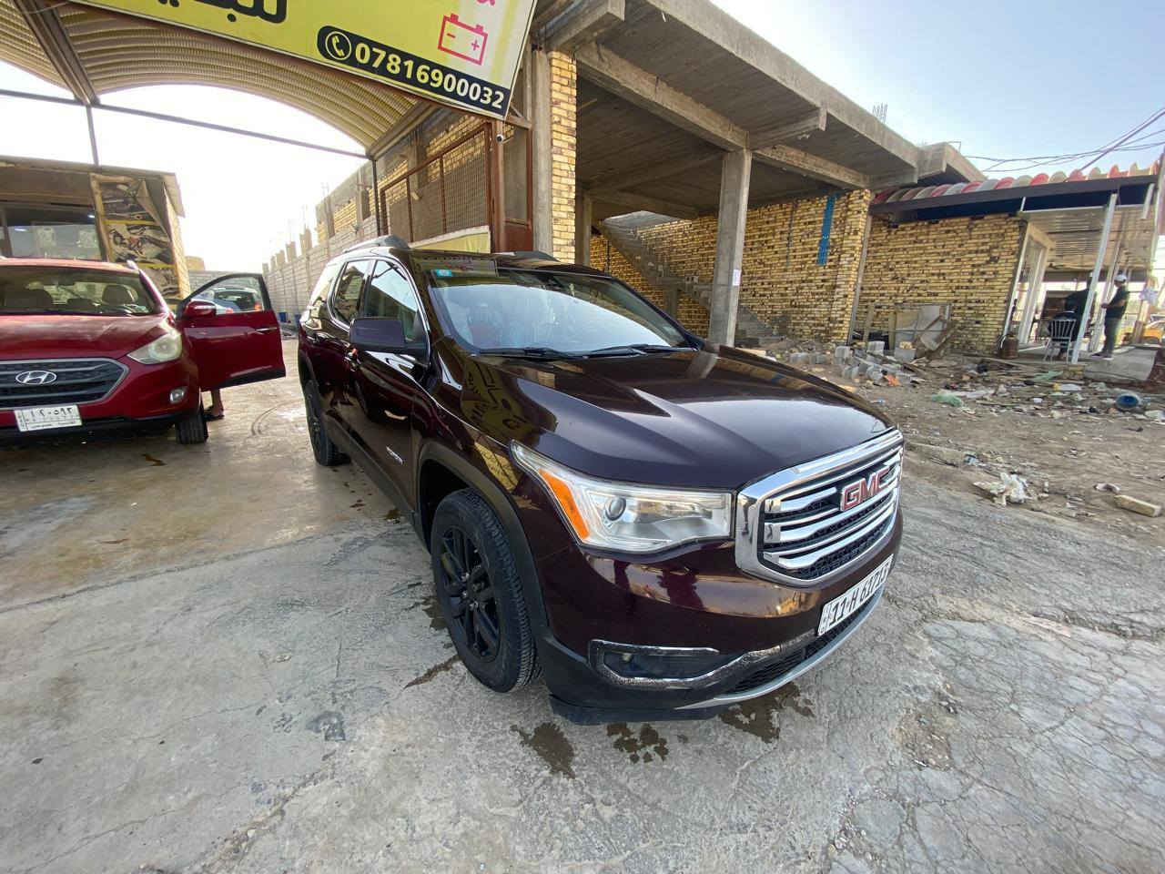 السلام عليكم اخوان جمسي  اكاديا موديل2018 
للبيع او مراوس
محرك 6 سلندر 3600 
7 راكب 
رقم بغداد
3قطع صبغ
كشن كهراء 
تحكم استيرن اربع جهات 
تشغيل بصمة 
بصمة ابواب 4
تبريد خلفي امامي 
تخم تاير جديد برجستون 
كشنات تدفئة 
هندبرك كهربائي 
وبع مواصفا الاكاديا معروفة عدى الفتحه 
السعر180  وبيه مجال 
مكاني ديوانيه
رقم الهاتف 
***********
