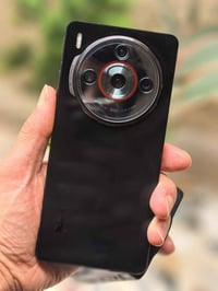 ((للبيع او للمراوس)) نوبيا Z60S برو ... Nubia Z60S Pro  ذاكره 256 لون ...