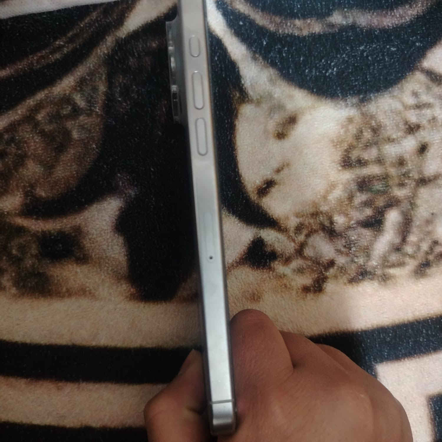 السلام عليكم ايفون ١٥ برو ماكس ذاكره ٢٥٦ بطاريه ٩٢ لون تيتانيوم  شرق اوسط جهاز نضافته ١٠٠ ب١٠٠ وجهاز شخط مابي ولا داخل تصليح السعر ١١٥٠ وبي مجال مكاني بغداد


**إذا كنت صاحب هذا الإعلان وتريد حذفه لأي سبب، رجاءا أرسل رسالة إلى الدعم الفني**