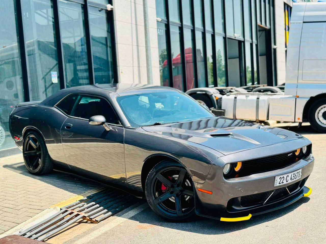 ﷽
                            DODGE CHALLENGER 2016 SXT
دوج جالنجر موديل 2016 SXT
لون ( نفطي )
_____________________________________
مكان🌆: سليماني               سعر💵: 128$ قفل🔐
تليفون📲: *********** /// ***********
_____________________________________
▫️محرك V6 3.6L سته سلندر
🔹كير و محرك بشرط مامفتوح
🔹بدون صوت و بدون صرف و بدون خلل بشرط فحص

▫️سيارة محدث هيلكات دعامي و ويل لاحيات 🔥
🔹سيارة ( بيها تلات قطع صبوغ )
🔹سيارة حيل حيلوة جديد و نظيفة

▫️مواصفات
( بصمة - شاشة كبير - گير ماوص - كشن كهربا - شغال - لايت ليد - زينون - ڤوليوم - تحديد سورعة - بعد )

◽️اربع تايرات و ويلات جديد ويل هيلكات
🔹سيارة شرط بدون اى نواقص گير و محرك و حدادي و كاهرباى كل بشرط
سنوية و رقم و هزة جديد سنوي بأسمي 
🔹تحويل غرامة بشرط 
____________________________________ السليمانية, العراق
