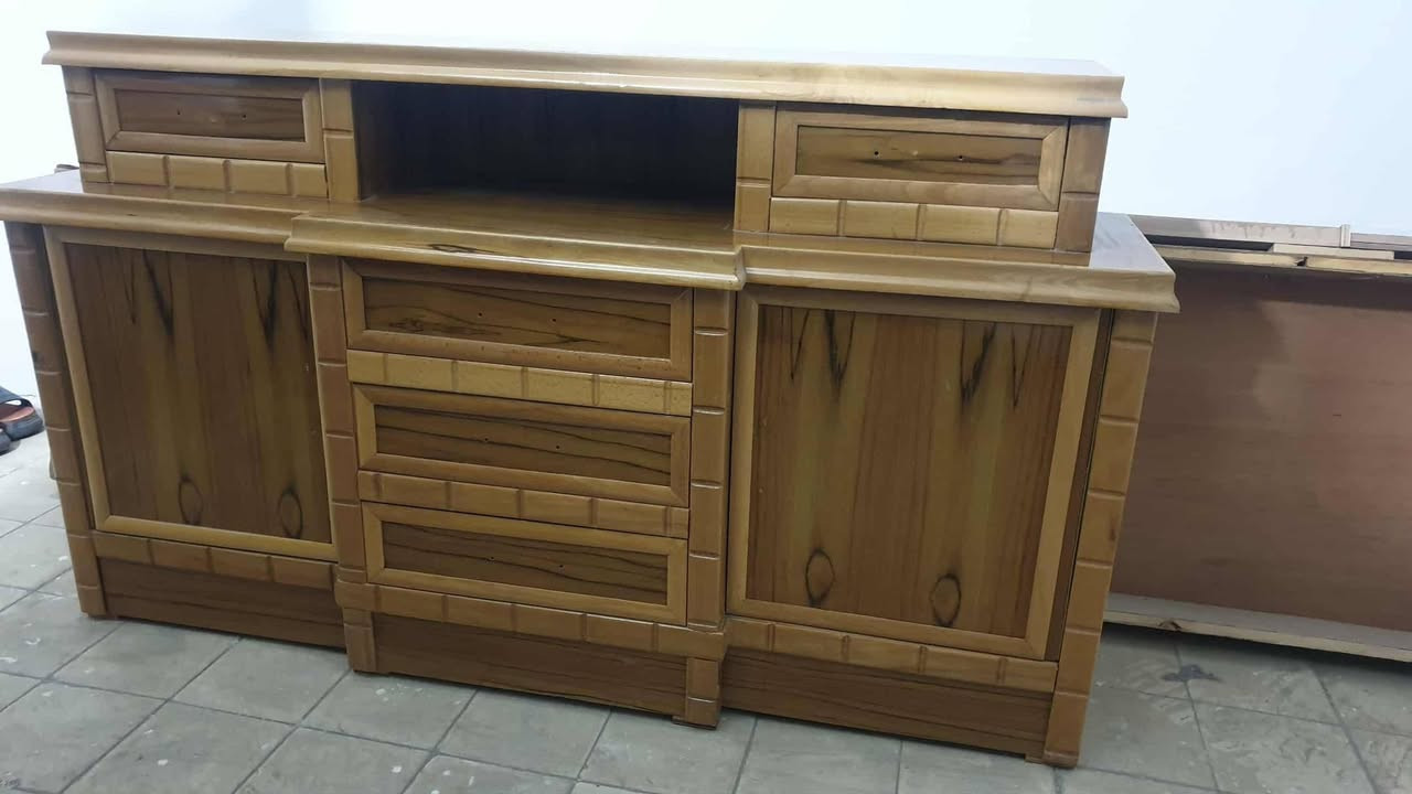 عندي غرفة اخشاب عراقية تسكام بعدها مامشدودة للبيع للاستفسار خاص


**إذا كنت صاحب هذا الإعلان وتريد حذفه لأي سبب، رجاءا أرسل رسالة إلى الدعم الفني**