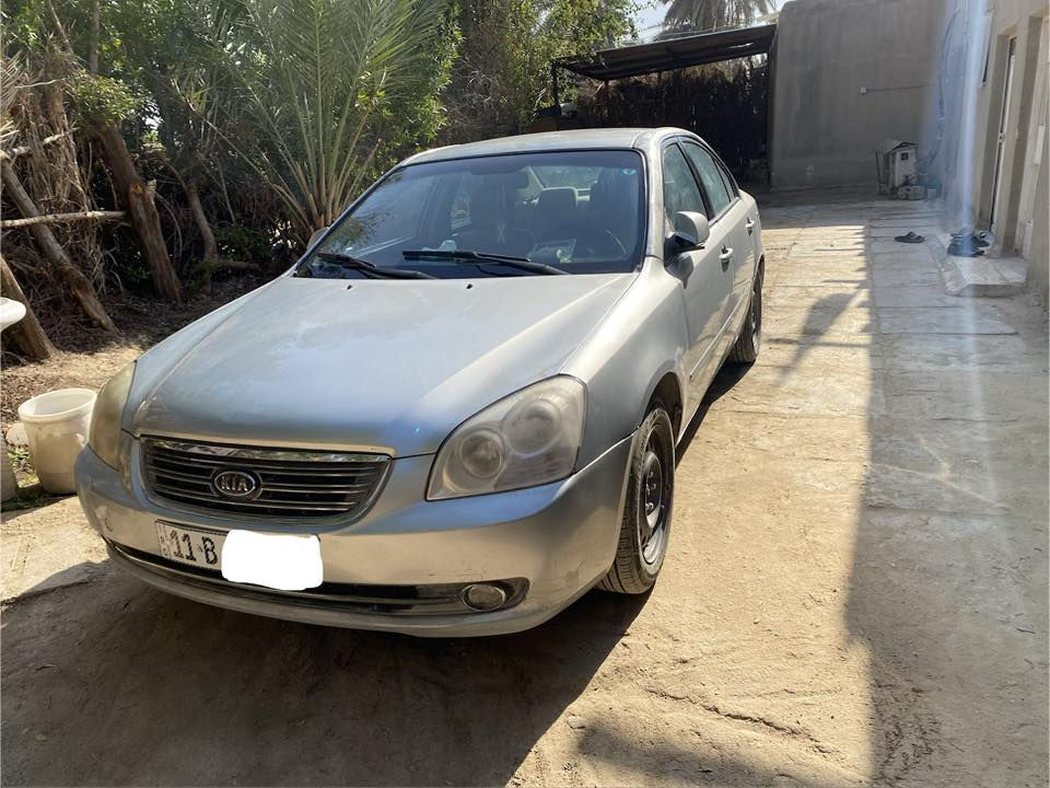 السلام عليكم
كيا اوبتما ٢٠٠٦ 
وارد كوري سنوية لل٢٠٣٠ بأسمي 
رقم بغداد انكليزي جديد 
كير و محرك على وضع الشركة 
حدادية خير من الله 
باتري جديد 
تدفئة و تبريد شغال 
حادثها بسيط مابين الجاملغ الايمن والباب و بدون تبديل 
سيارة جاهزة 
الماكن / ديوانية دغارة 

السعر وباقي التفاصيل 
الاتصال على الرقم 

0771 488 5415

0780 277 4732
