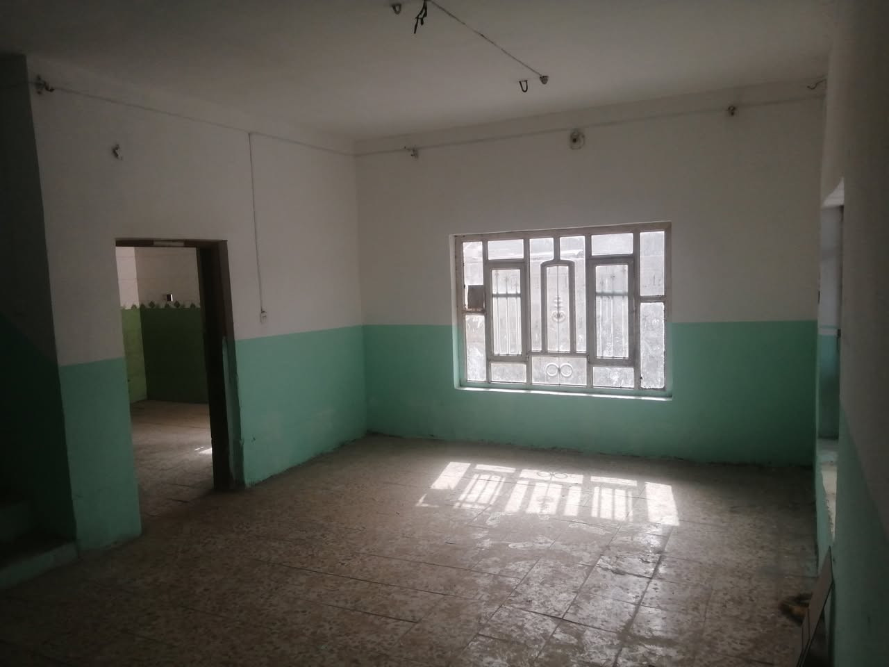 اللهم صل على محمد وال محمد

الدار للبيع (بيع مستعجل)

دار زراعي 290 متر

السعر 40

الاتصال على الرقم ***********

حي الفرات قرب الملعب مجاور السكلة
