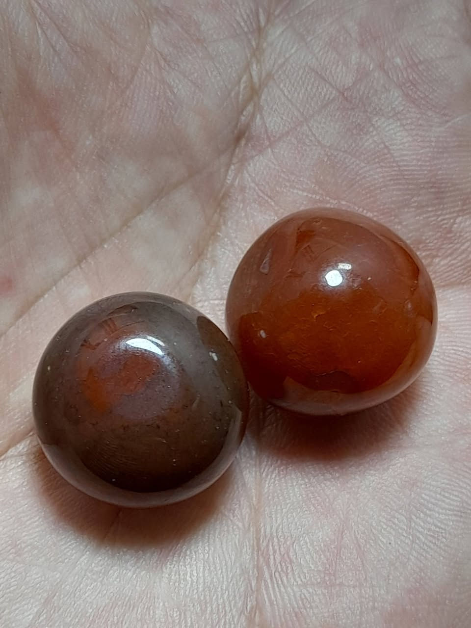 #ياالله
السلام عليكم ورحمة الله وبركاته 
نقدم لكم كل ماهو جديد ومميز 
متابعينا الكرام نقدم لكم حجار (  عقيق سليماني طبيعي رباني قديم )  بسعر (50) الف والتوصيل ( توصيل مجانا)   اقوى عرض تحطيم الاسعار  للحجز والاستفسار مراسلة الصفحه او الاتصال على الرقم يوجد واتساب ‎0774 784 6745 يوجد توصيل الى كافة محافظات العراق 🇮🇶 🇮🇶
