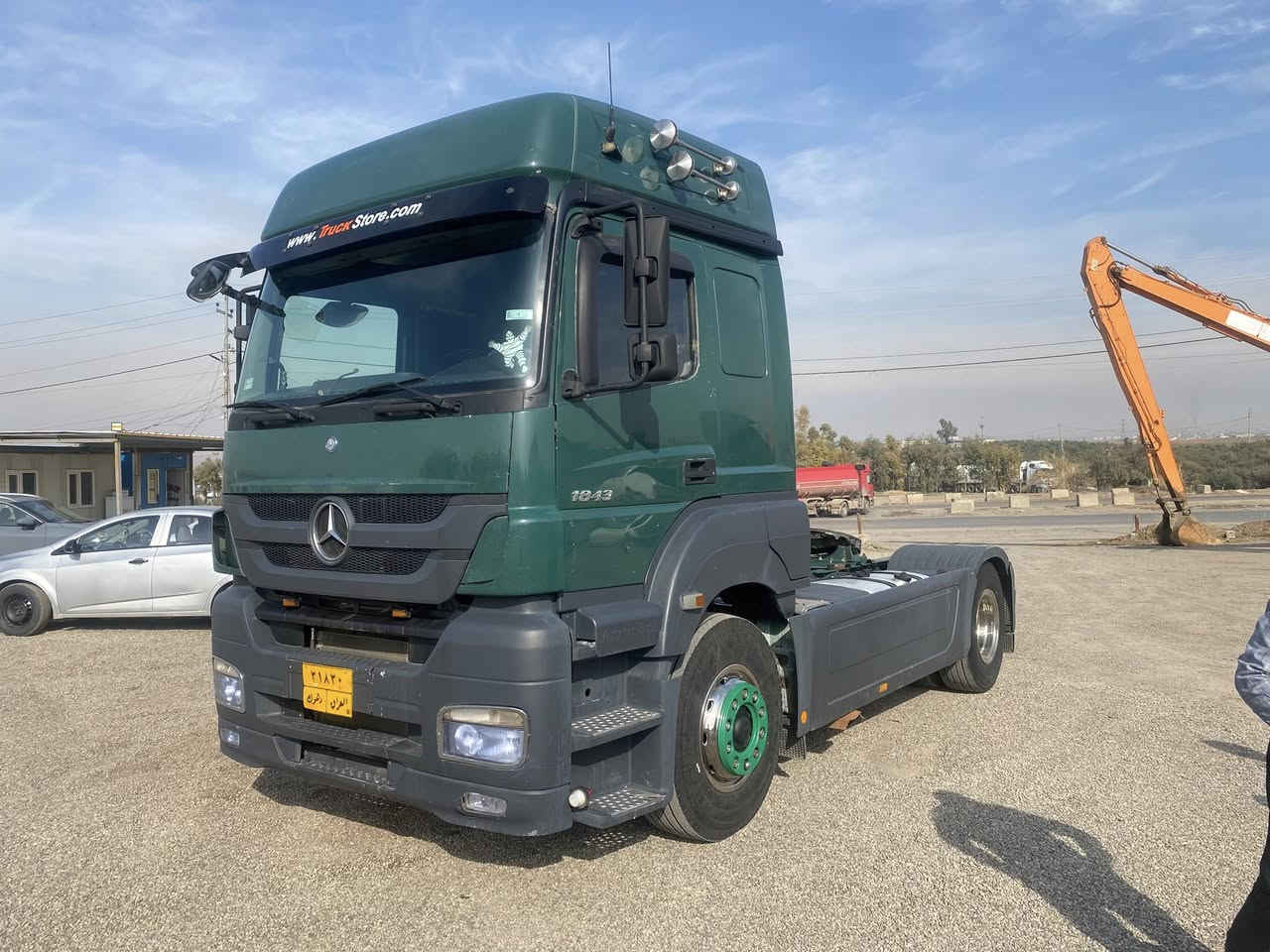 اكسور 2006
اكسور 2006
فول. مواصفات. 
توماتيك. رتايدر. ثلاجة. مبريدة  سبايدر. 
بويلةر 
1843 
سعر 185 ومجال 
معرض. ابراهيم. برايةتي 
واتصاب ***********
***********
