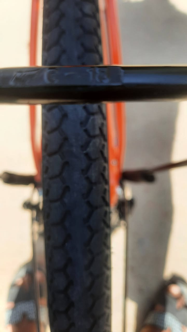 سلام عليكم شباب باسكل للبيع نضيف 100%باسكل فول نضافه  كله مختم الباسكل مديل 2022  سعره    160 وبي مجال للطيبين اليريده يجيني علا هاذه الرقم  *********** بي واتساب ولما عنده واتساب يجيني خاص  اليريد يدلل
