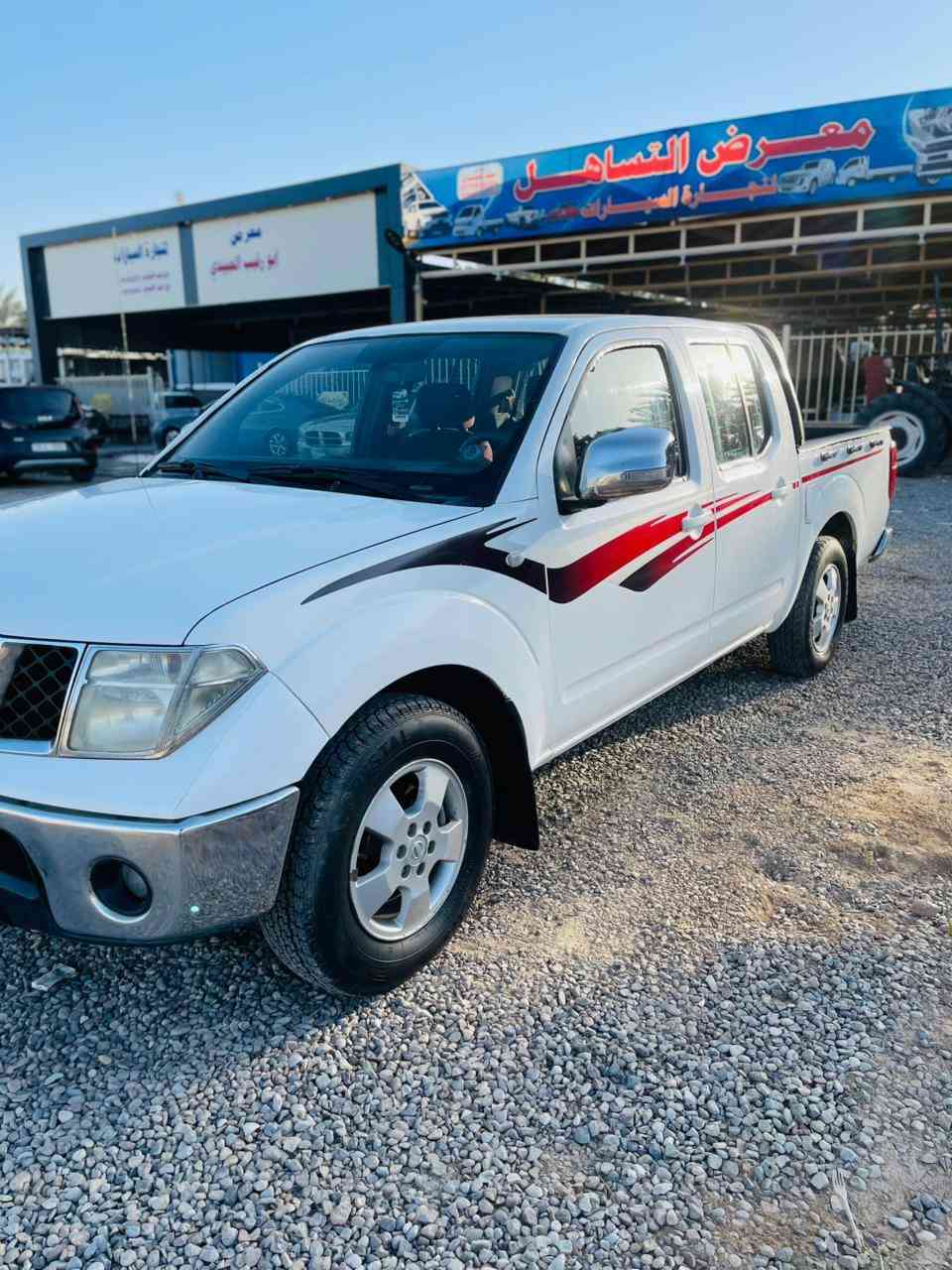 سلام عليكم نيفارا موديل ٢٠١٢ مكينة بلادي كير اوتيماتيك بيهة ربع البدي ورة السايق والباقي كفالة رقم ديالى الدولي الجديد السعر ٩٥ و بيهة مجال حك الجية المكان تقاطع القدس هاتف ***********
