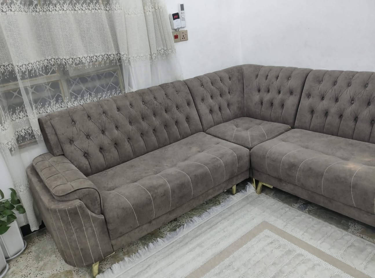 السلام عليكم
ديوان للبيع 7 مقاعد و كراسي عدد 2 ؛ المكان. بغداد / الشعب ؛ السعر 250 الف .


**إذا كنت صاحب هذا الإعلان وتريد حذفه لأي سبب، رجاءا أرسل رسالة إلى الدعم الفني**