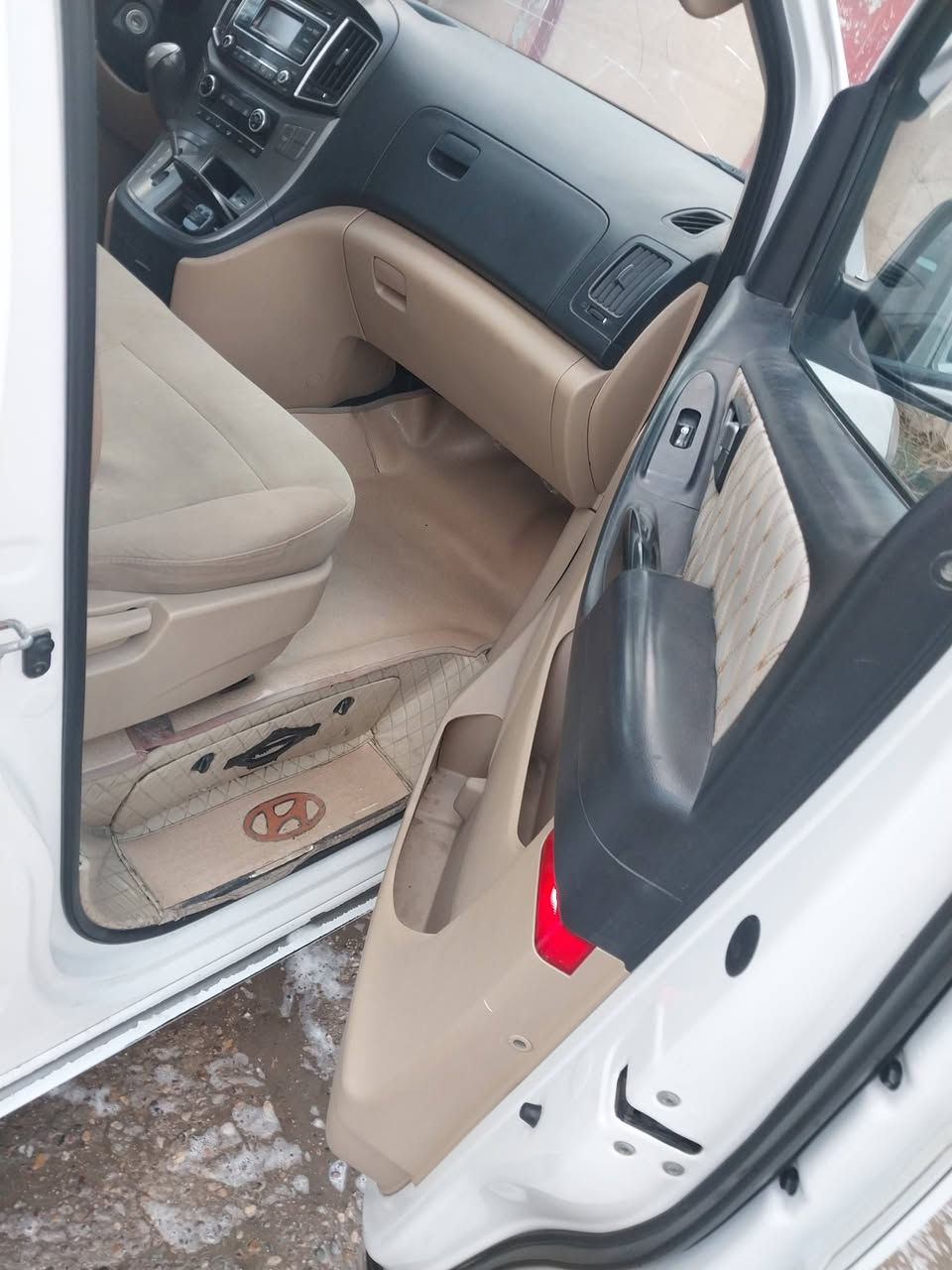 لبيع ستاركس محور مسكر مديل ١٨ مكانك ميسان سعر ٢٢٥ رقم لهاتف ***********
