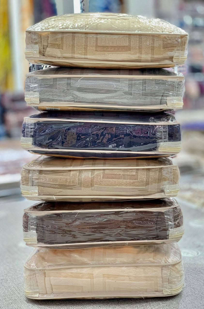 تلبيسة كراسي ست قطع 

🌷مفروشات الحياوي 🌷
❤كوت قرب بيت أبو الهوى ❤ 
توجد خدمة توصيل جميع المحافظات 
للاستفسار  
*********** واتساب ابو احمد

@أبرز المعجبين
