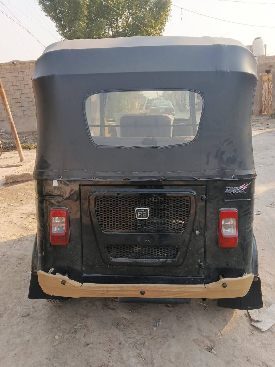 سلام وعليكم تكتك 23للبيع كفاله عامه مكاني القاسم الشراي ينتصل وبي خير ويدلل***********مامتواجد خاص
