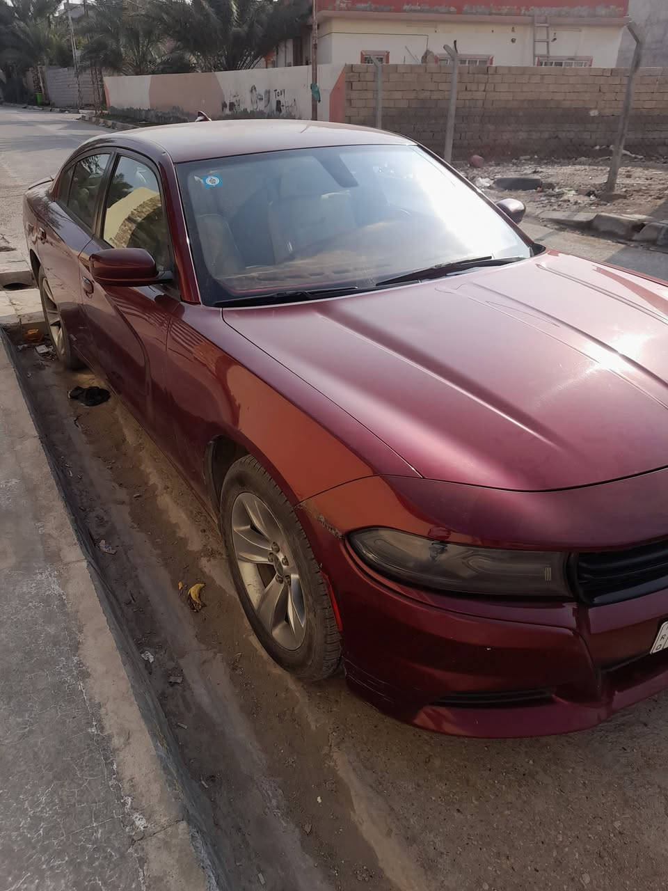 السلام عليكم
دودج جارجر فئه sxt بدون فتحه موديل 2018 مكينه 3600 
تبريد قطعتين أمامي خلفي 
بصمه ترحيب وتشغيل عن بعد
منافذ USB + شاشه كبيره
وارد كندي الضرر موضح بالصوره جاملغ فقط بدون ايرباكات السونار موجود ماشي ١٨٠ الف كيلو للإستفسار *********** مكان بغداد
