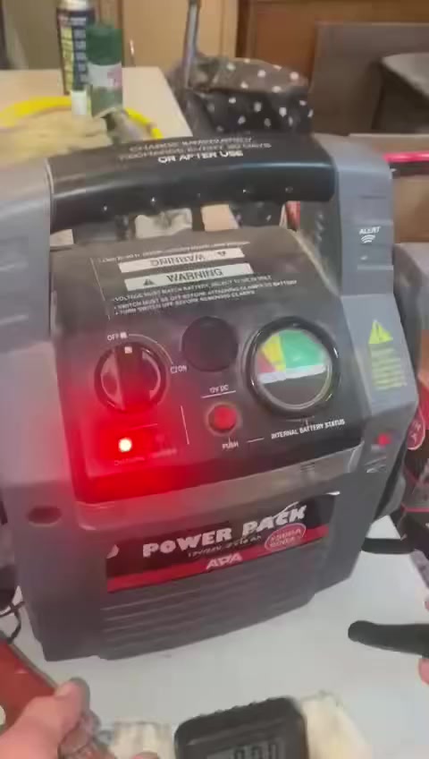 السلام عليكم اخوان
للبيع چطل سياره من الوزن الثقيل الماني الصنع؛
POWER PACK 12v/24v- 2x18Ah
900A/1500A
الچطل مستعمل قليل ومتروك بالمخزن لاكثر من سنه والجهاز مع الباكيت الاصلي وادابتر الشحن (١٢ فولت) الجهاز وكما موضح بالفديو  مستعمل نظيف ومتعدد الاستخدامات ويباع على الفحص للراغب بالشراء…
القياسات:  39x18x39cm
الوزن: 18Kg
مكان الجهاز : حلة / حي الحسين
السعر : 60 الف دينار
للاستفسار: الكتابه على المسنجر او
الاتصال على:
 ☎️ *********** مع الواتس
 ◦
