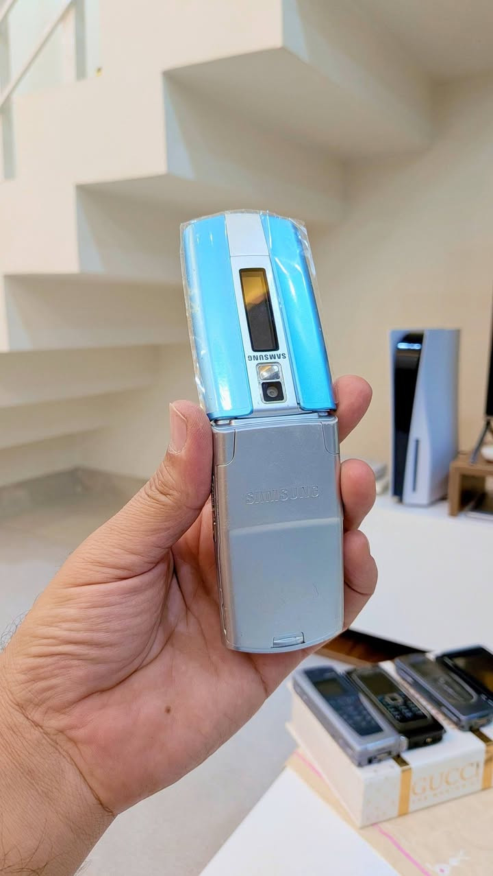 سامسونج
للبيع جهاز نظيف ويا كفر خارجي اخر بلادي لون مختلف بدون شاحنة فقط جهاز والشاشة خارجية مبين بالصورة بيها مثل حبر 🫟


**إذا كنت صاحب هذا الإعلان وتريد حذفه لأي سبب، رجاءا أرسل رسالة إلى الدعم الفني**