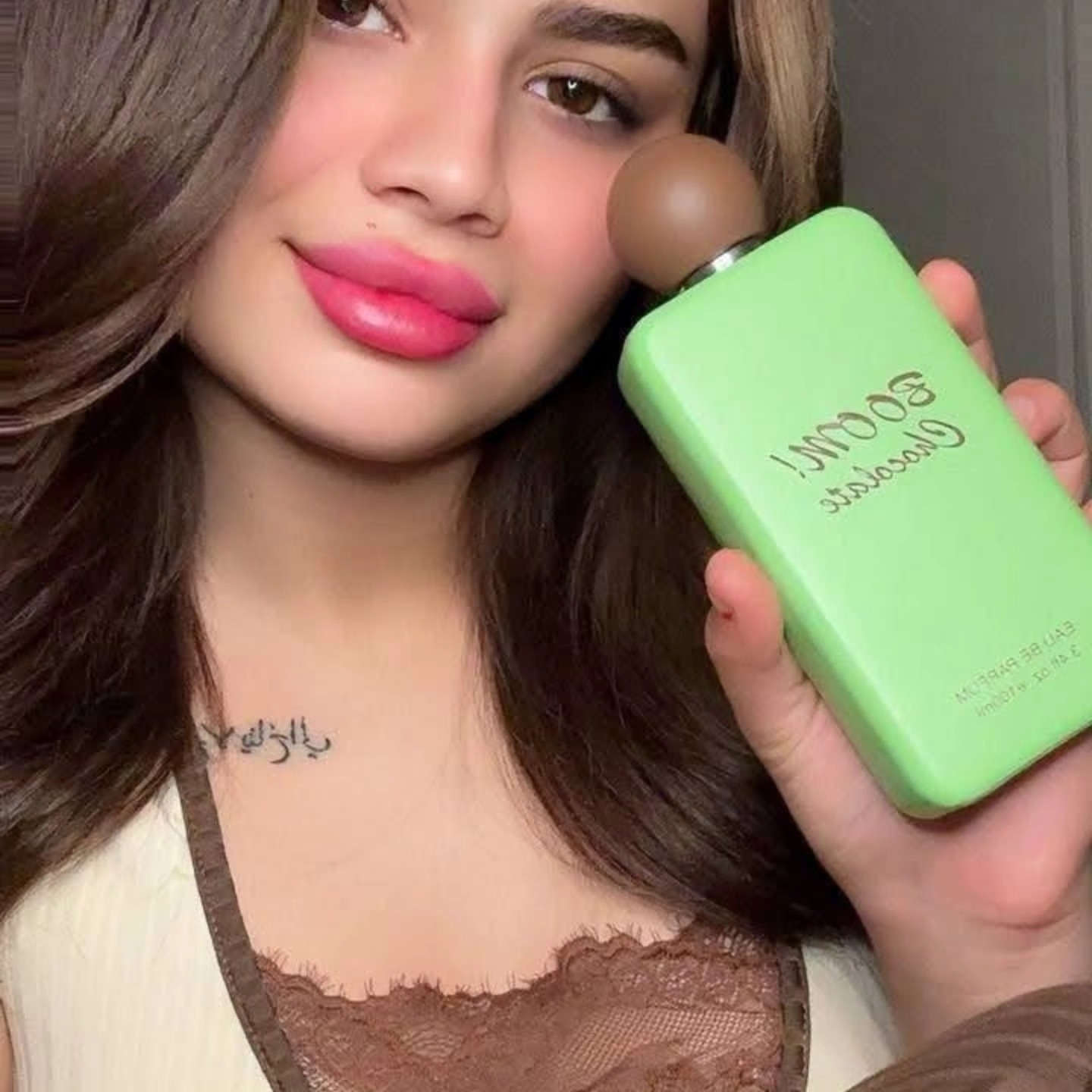 �✨ عطور BOOM الأصلية ✨💣 والجاذبية عطور مميزه واصليه عطور BOOMراح تأسرج من اول مره روائح ثابته وفخمه 
و تبقى وياج من الصبح لآخر اليوم 😍
متوفرة بـ ٤ ألوان / ٤ روائح مميزة 🌈
كل لون إله طابع خاص… ناعم، دافي، حلو، وجريء 💕 انتي مميزه وانيقه كملي جمالج
وتميزج بعطورBOOMالمثيره واجذابه
وحتى ندللج وفرناهه ب٤ الوان ابهريهم وكملي
اناقتج🌹 
حجم العطر 100ml
ثبات عالي وفوحان يخبل 🔥
مناسب للاستخدام اليومي والمناسبات الخاص

سعر القطعة ١٥ الاف


**إذا كنت صاحب هذا الإعلان وتريد حذفه لأي سبب، رجاءا أرسل رسالة إلى الدعم الفني**