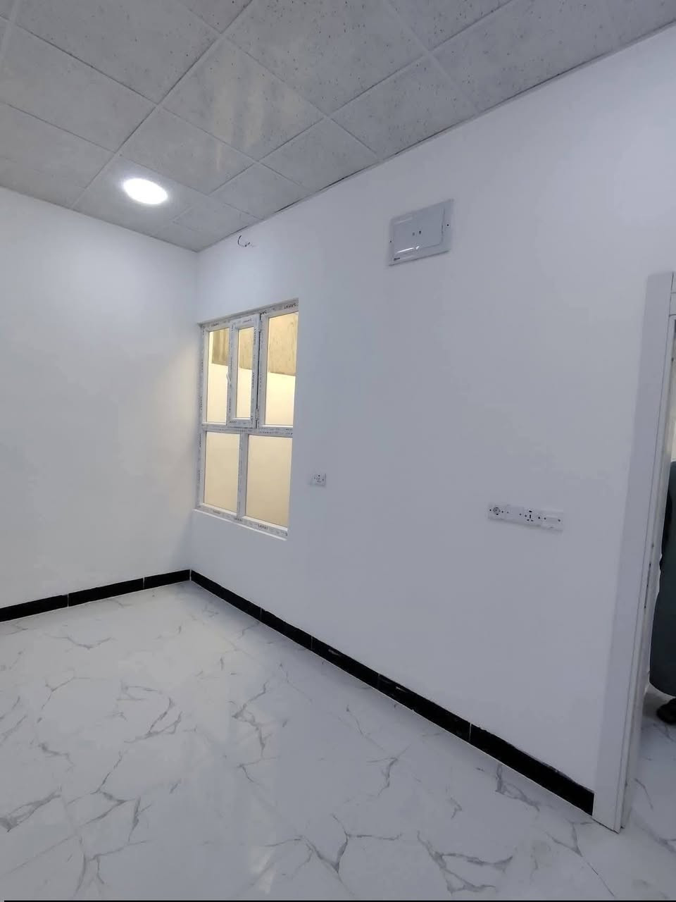 دارللبيع  100متر  بالقسط
مقدمه 50  مليون
سعر الكلي 85 مليون  يكون التسديد كل شهر حسب التفاق بين الطرفين
موقع حي العسكري قرب ماركت النور  
للاستفسار  /***********
