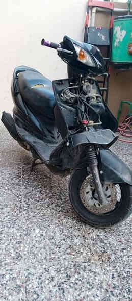 سلام عليكم سكنس فحل دراجة بيها نقص مثل ما واضح بل صور بجم وقبق هندر دراجة شغالة نكرة سلف بس باتري ما بيها تشغلها جيب باتري وفحص مكاني بغداد العبيدي سعر ٢٨٠ م***********
