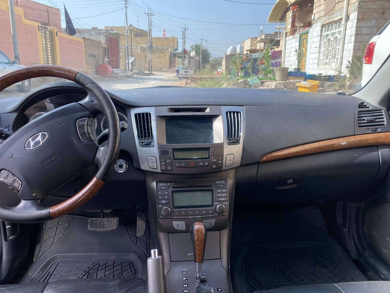 سلام عليكم
سوناتا مديل 2010  بانزين 

مكينه 2400 دوش 

حداديه تبريد  تدفئه 

كشنات جلد هم تبريد تدفئه

متوم ارقام وسنويه الماني شرط الحاسبه 

كص جنطه لحيم باجات مضبوك 100 ب 100 

سياره جاهزه مابيه نقص برغي   

سعره 48 

مكانه ناصريه سوق الشيوخ 

***********
