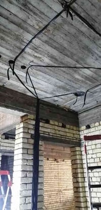 من رخصة الادمن  تأسيسات كهربائيّة منازل محلات شقق وصيانة جميع البوردات...