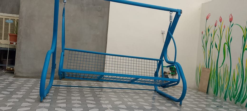 للبيع نظيفه جدا سعرها مناسب ١٢٥وبيها مجال الاستفسار الاتصال على هذا الرقم ***********
