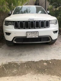 جيب شيروكي لمتد 18 ابيض السعر 215 وبي مجال بغداد وارد امريكي 3 قطه صبغ...