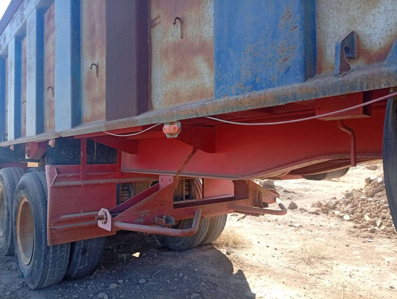 السلام عليكم مقطورة مكفولة دك القريشي سعر 200 ***********
